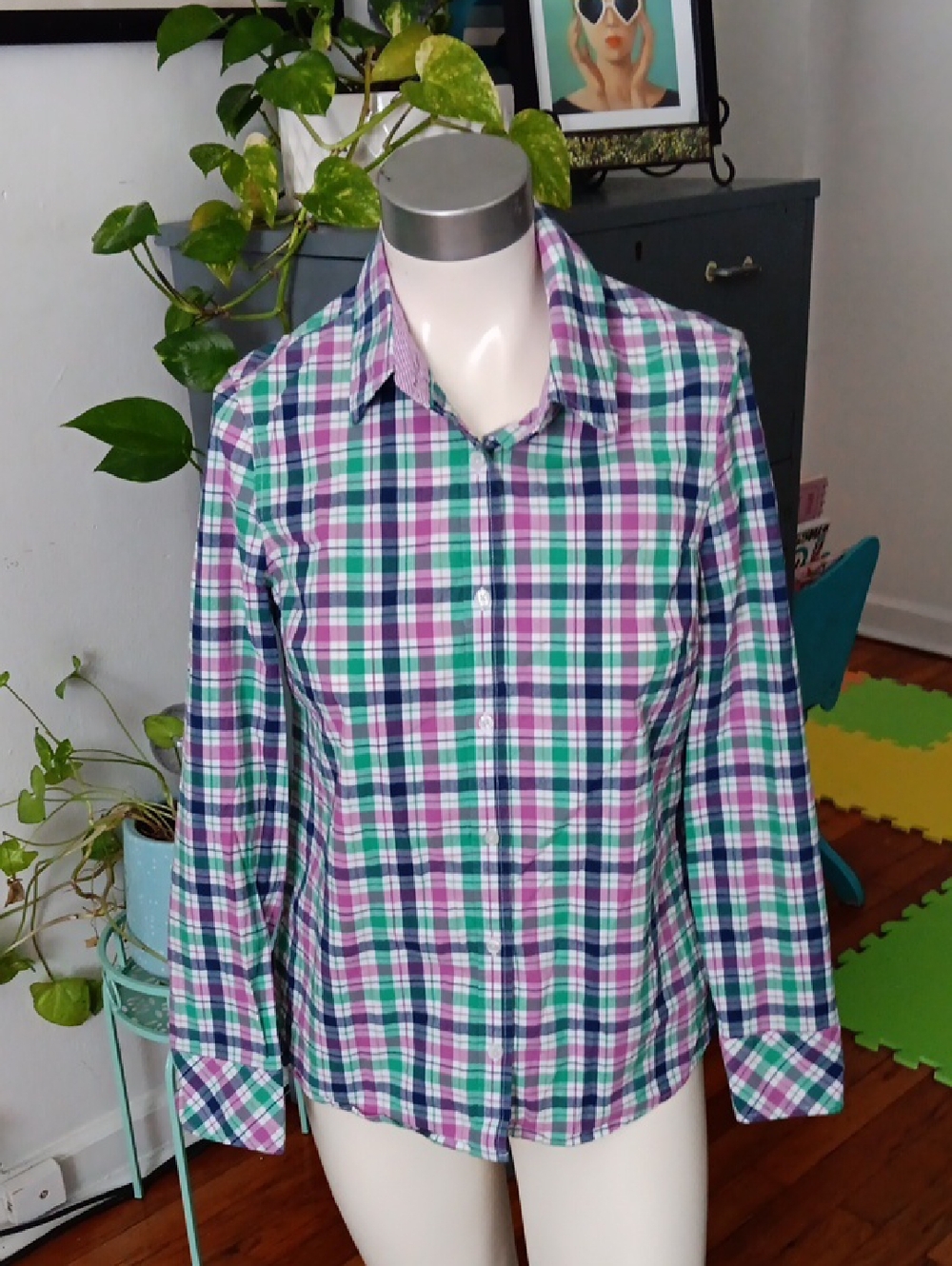 Classic Plaid Button-Up Shirt in Purple, Green & White